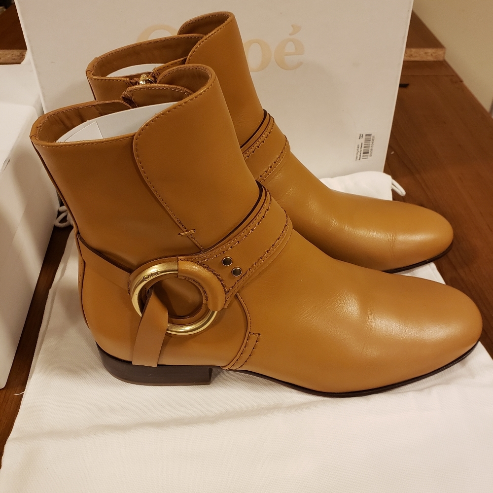 Chloe natural brown boots